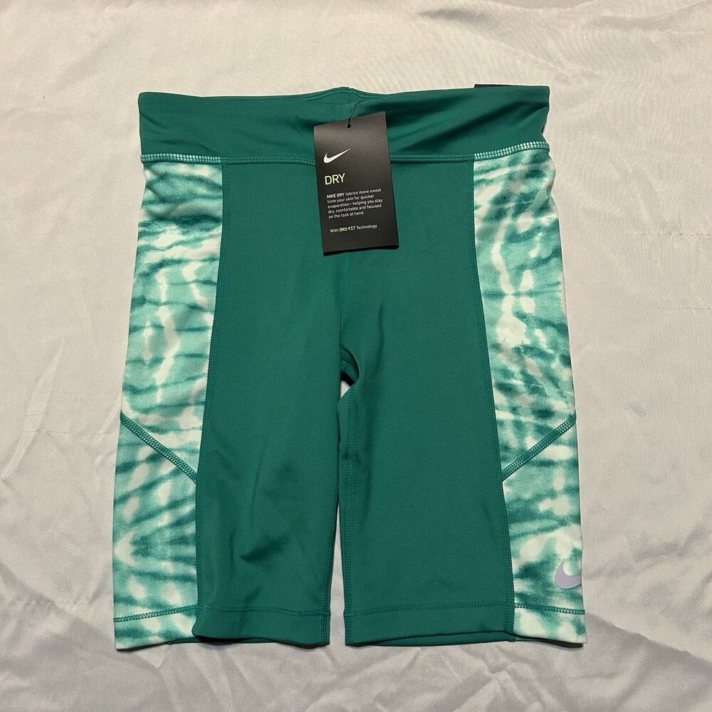 Nike Shorts Girls Medium Green Gym Activewear New